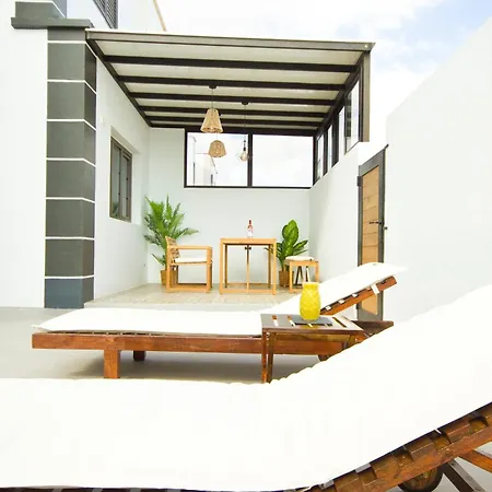 Casa Victoria - By Az Playa Honda