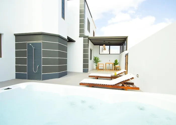 Casa Victoria - By Az Villa Playa Honda